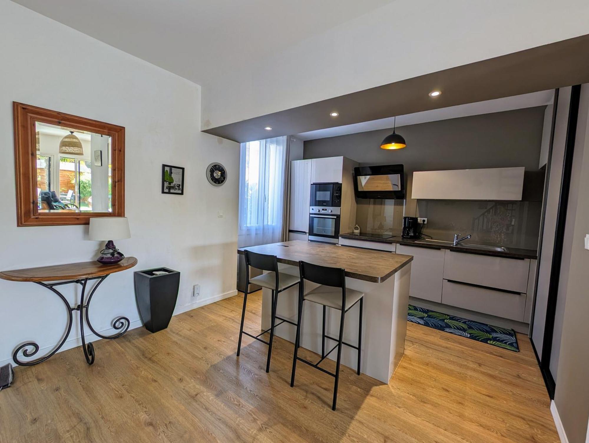 Maison Spacieuse Avec Jardin Proche Plage & Centre Pornic Luaran gambar